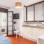 El Patio Apartment *